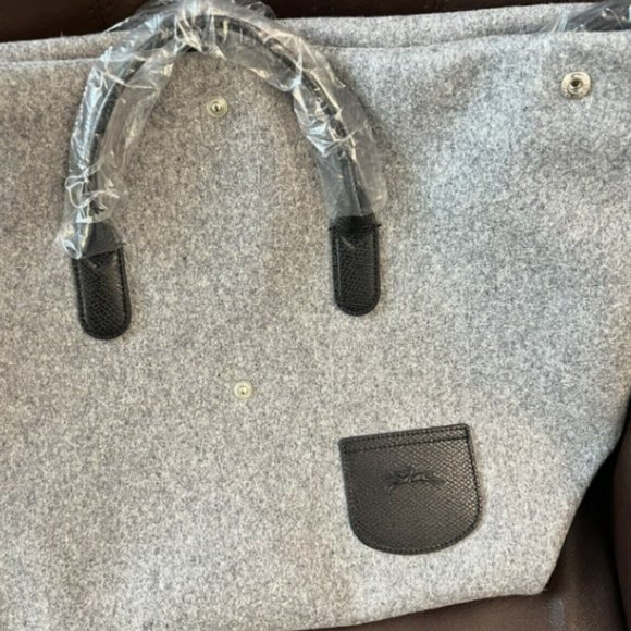 Longchamp Roseau Essential Large Wool w/ Russian Leather Trim Open Tote MSRP$460 - Picture 2 of 13